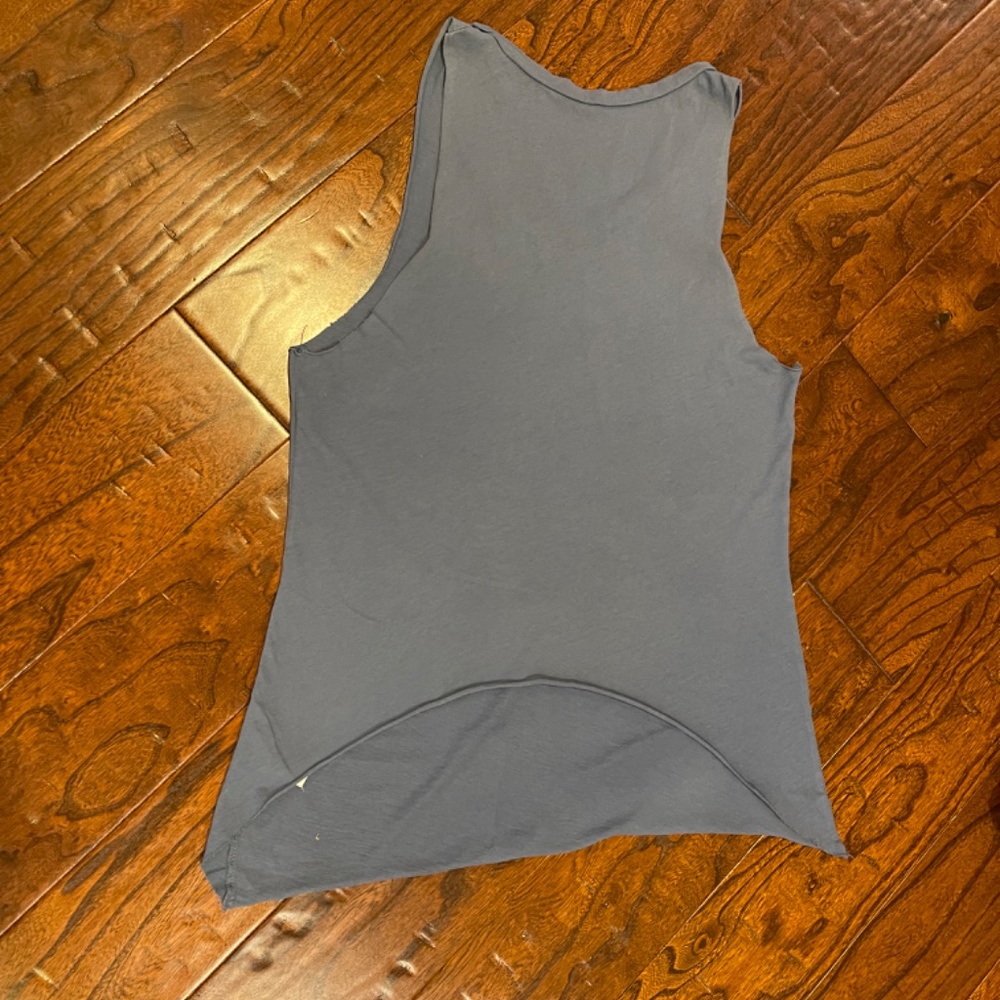 Barre 3 Tank - Picture 2 of 2